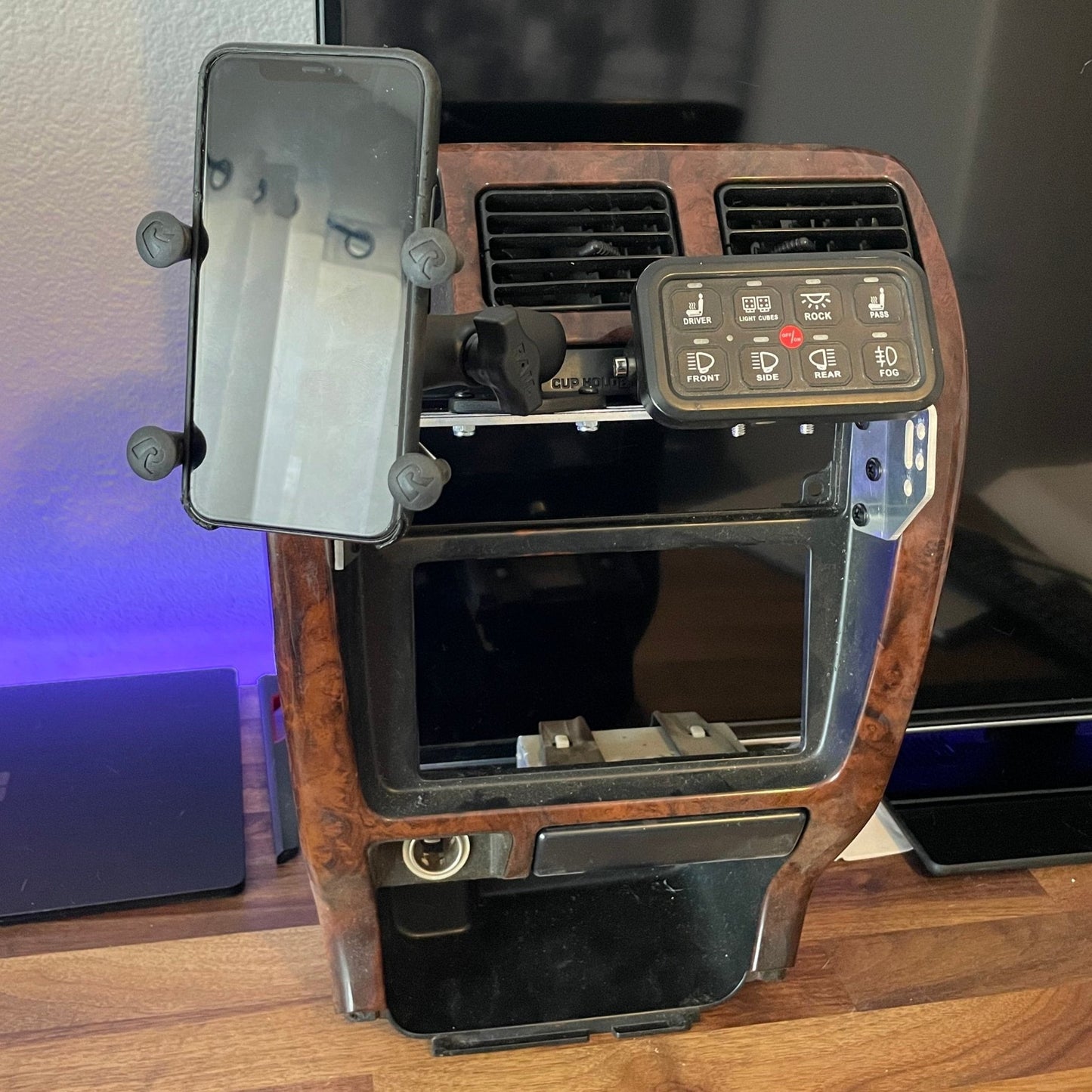 TEQ Offroad 3rd Gen 4Runner Phone Dash Mount | Modular Accessory Mount (MAM) | (1996-2002)