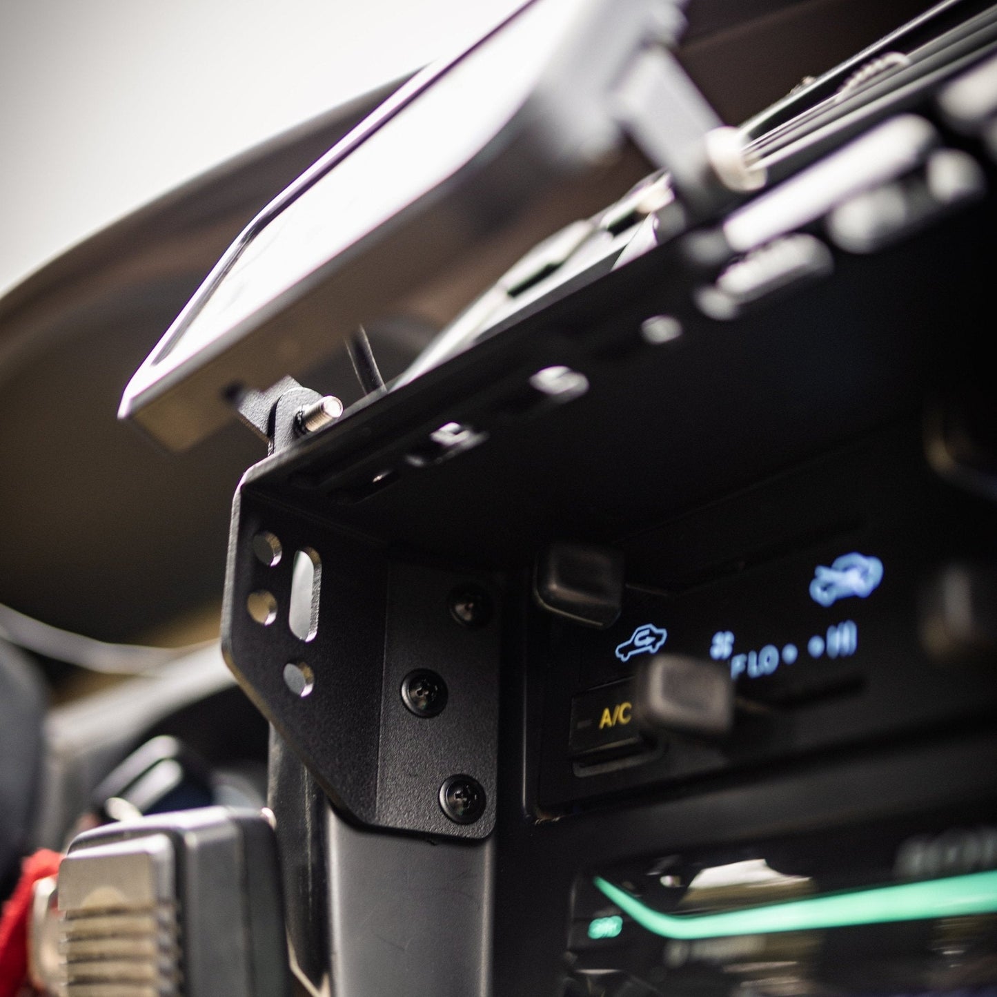 TEQ Offroad 3rd Gen 4Runner Phone Dash Mount | Modular Accessory Mount (MAM) | (1996-2002)