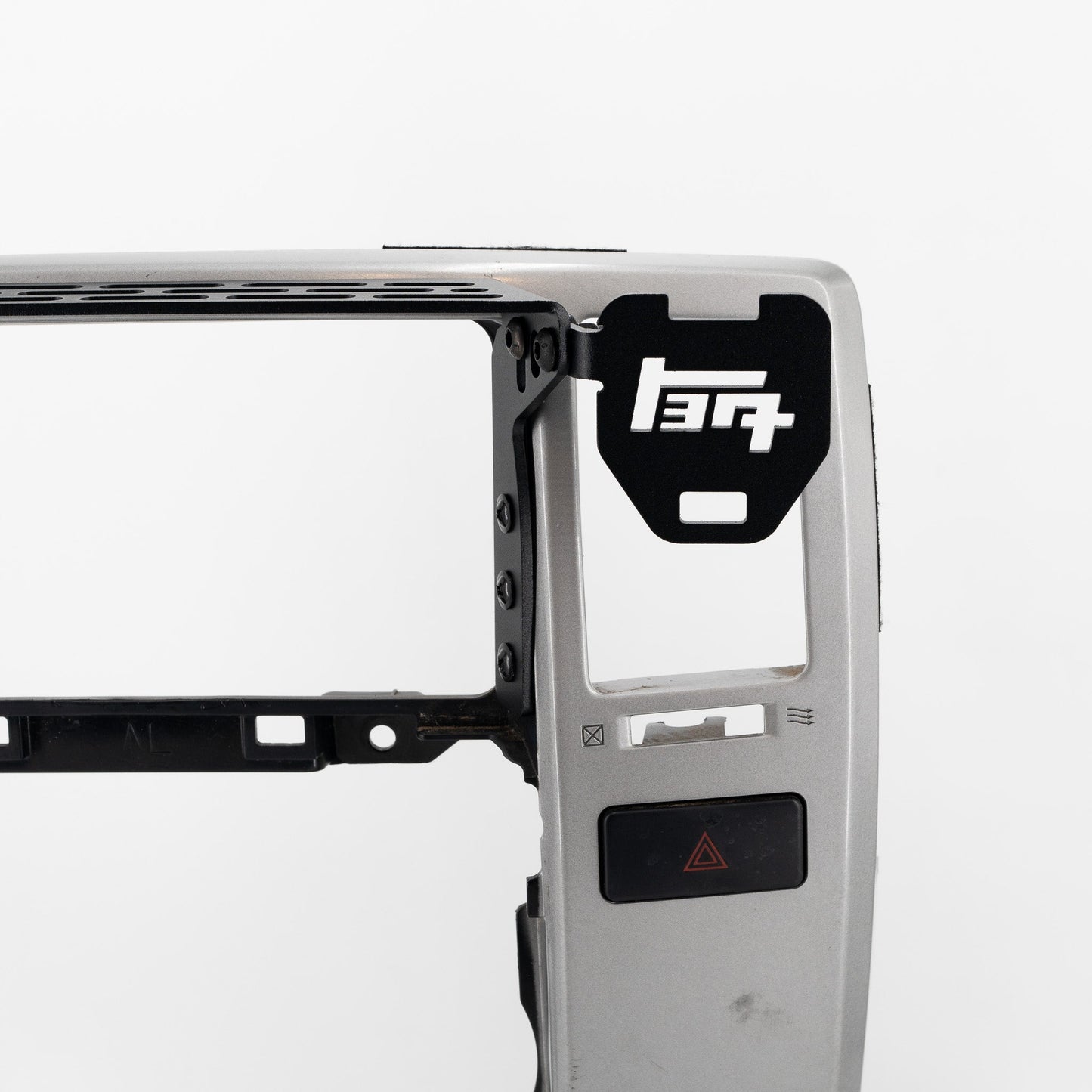 TEQ Offroad 4th Gen 4Runner (2003-2009) Center Console Modular Accessory Dash Mount (MAM)