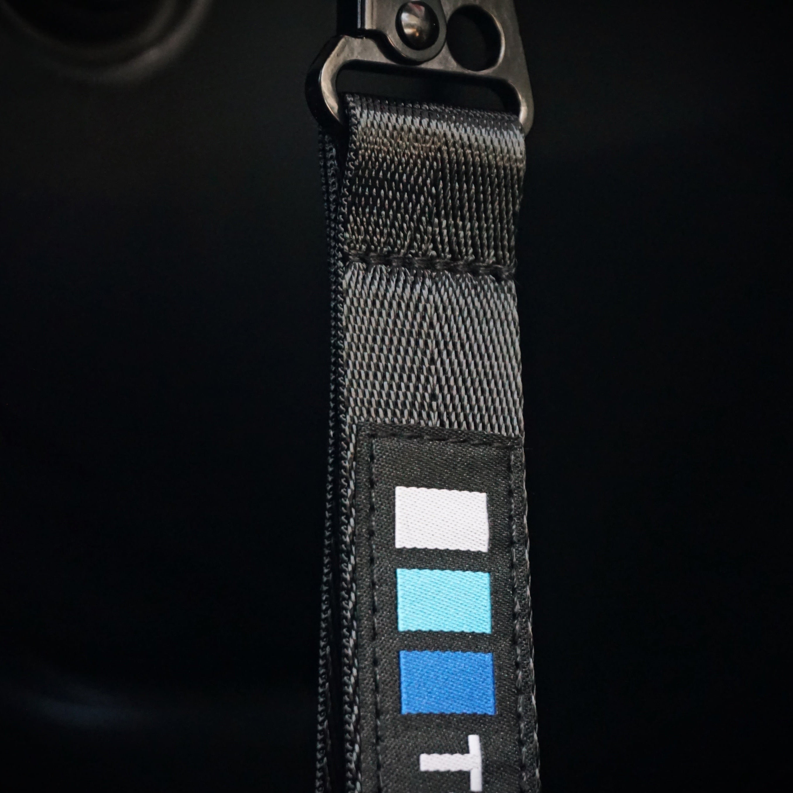 Blue Vintage Style Keychain Lanyard For Toyota – Metal Clip With Heritage Stripes