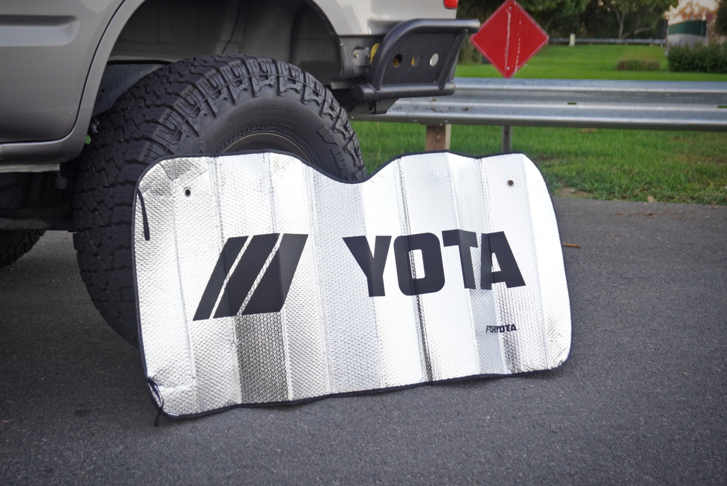 Retro Stripes Windshield Sunshade, YOTA