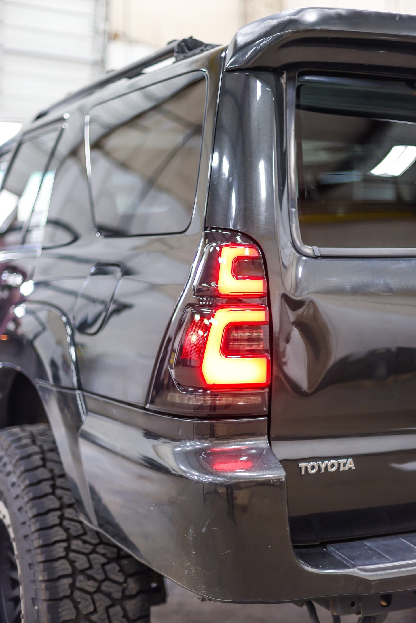 The Original Dynamic Tail Lights / 2003-2009 4Runner / TEQ Customs